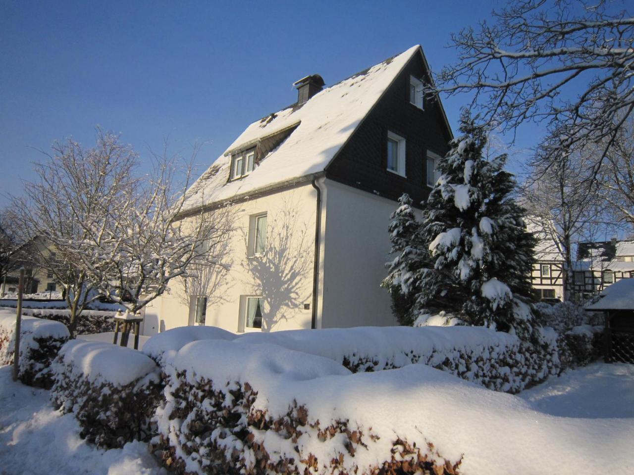 Ferienwohnungen Landgasthof Gilsbach Винтерберг Екстериор снимка
